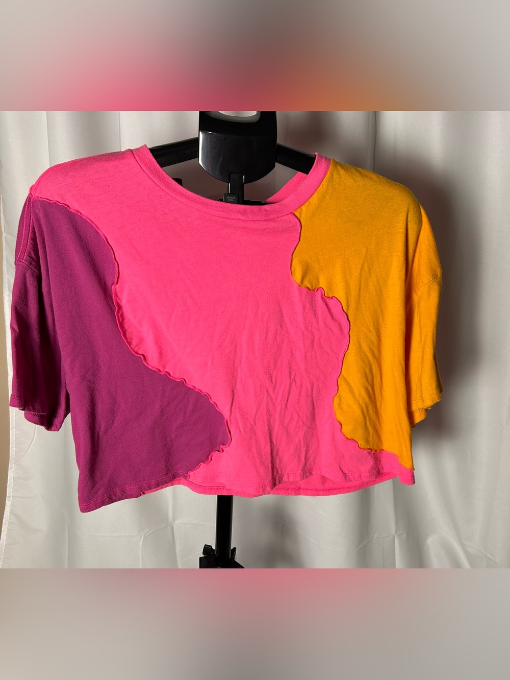 wild fable Colorblock Crop Tee in Hot Pink, Magenta & Mustard Yellow